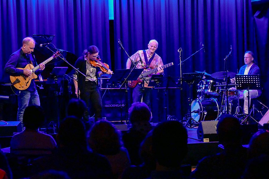 StringTheorie Bandfoto